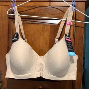 Brand new Bali Bra 42 C